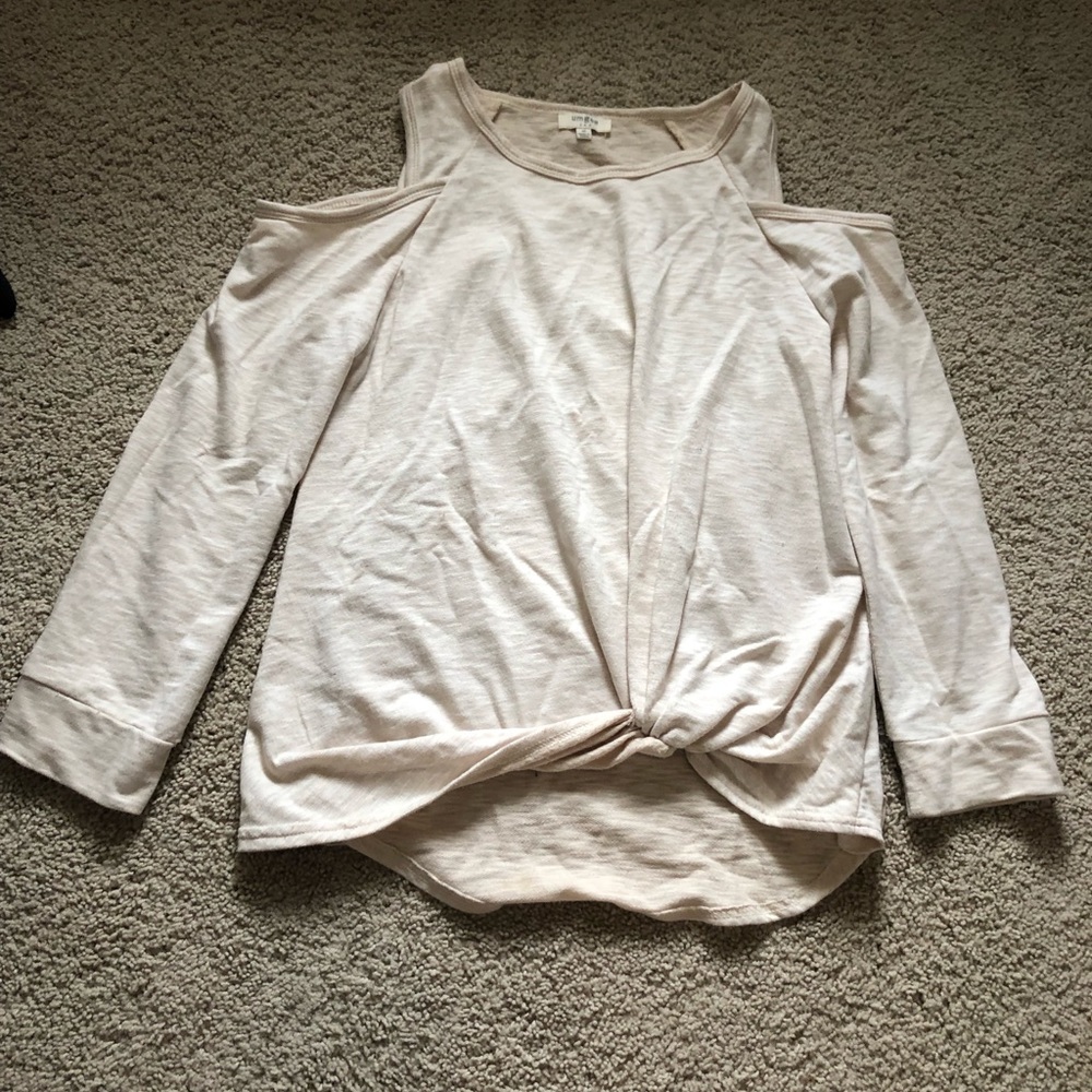 Off the shoulders top